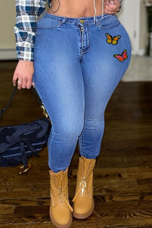 Модные повседневные базовые джинсы с принтом бабочки среднего размера синего цвета
