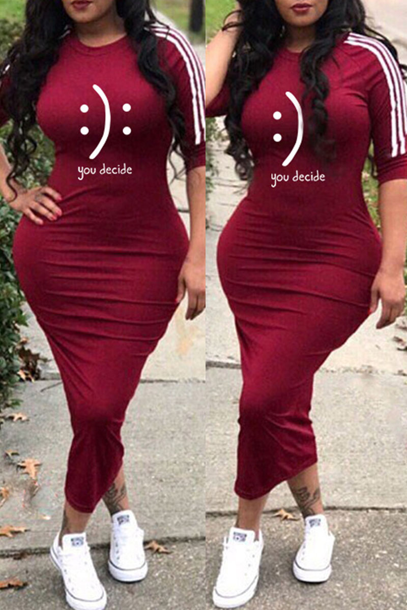 

Burgundy Fashion Casual Print Basic O Neck One Step Skirt Dresses