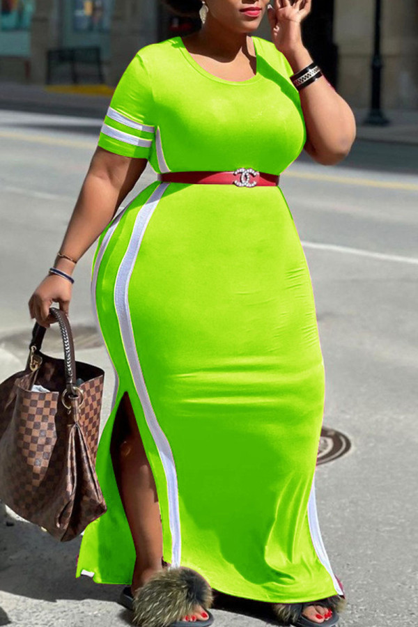 Verde fluorescente moda casual plus size sólido retalhos fenda o pescoço vestido de manga curta (sem cinto)