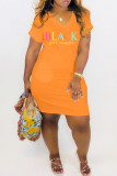 Orange Mode Casual Letter Print Basic V-ringad kortärmad klänning