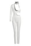 Weißer, sexy, fester, ausgehöhlter Pailletten-Patchwork, asymmetrisch, ein halber Rollkragen-Skinny-Overall