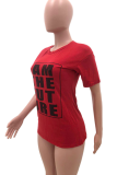 Camisetas e camisetas vermelhas com decote em O e manga curta estampada em patchwork