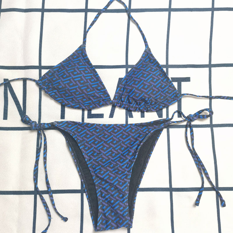 

Blue Fashion Sexy Print Frenulum Swimwears