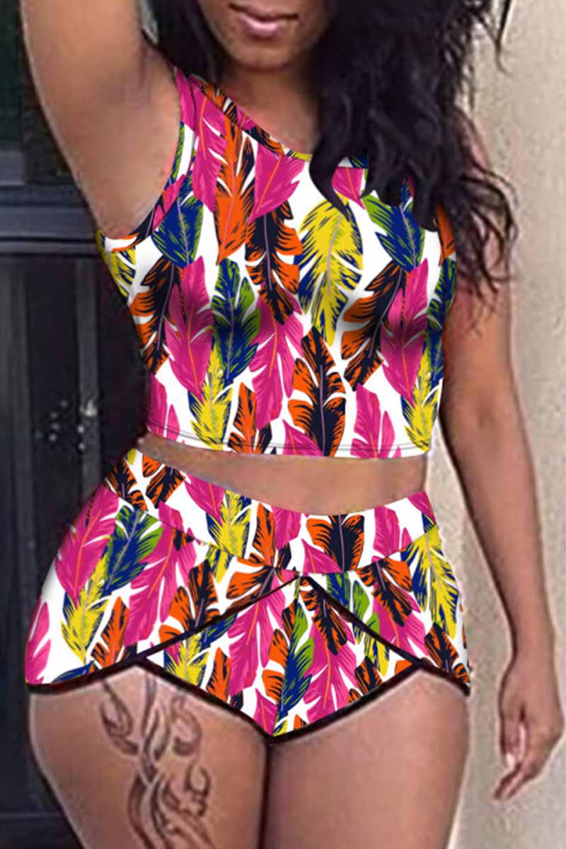 

Pink Fashion Sexy Print Split Joint O Neck Plus Size Swimwear