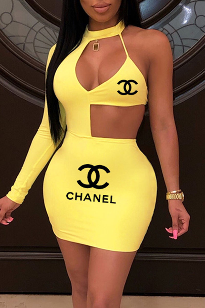 

Yellow Fashion Sexy Print Letter O Neck One Step Skirt Dresses