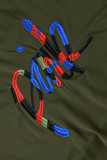 Ejército verde adulto moda Casual camuflaje Patchwork bordado letra dos piezas