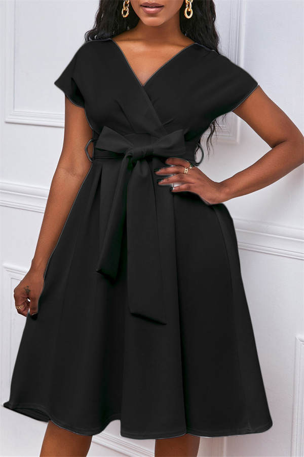Schwarze Mode Casual Solid mit Schleife V-Ausschnitt A-Linie Kleider