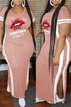 ピンクファッションカジュアルプラスサイズ唇プリントパッチワークスリットOネック半袖ドレス