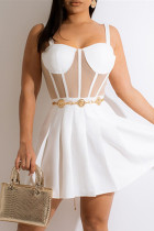 ホワイトファッションセクシーなソリッドパッチワークシースルーバックレススパゲッティストラッププリーツドレス