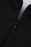 ブラックファッションカジュアルレタープリントベーシックOネックスキニージャンプスーツ