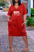 Красное модное повседневное базовое платье с v-образным вырезом и коротким рукавом с буквенным принтом