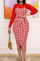 赤のエレガントなチェック柄プリント パッチワーク シースルー非対称 O ネック ワン ステップ スカート ドレス