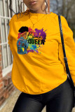 Tops amarillos con cuello en O y letras de retales con personajes callejeros de moda