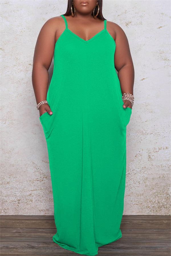 Groene sexy casual plus size effen rugloze lange jurk met spaghettibandjes