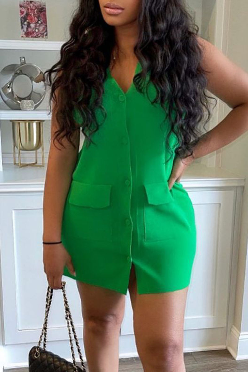 

Green Casual Solid Split Joint Pocket Buckle V Neck One Step Skirt Dresses