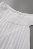 Vestidos plus size brancos elegantes de retalhos com dobra em linha reta