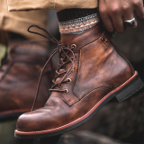 Sapatos de couro redondos com tiras cruzadas em patchwork marrom fashion