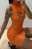 Orangefarbenes, sexy bedrucktes Patchwork-Rollkragenpullover mit einstufigem Rock