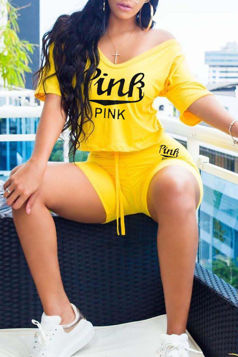 

Yellow Casual Print Split Joint V Neck Half Sleeve Two Pieces
