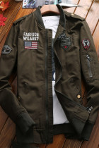 Армейский зеленый повседневный однотонный вышитый лоскутный карман на молнии с воротником-стойкой Верхняя одежда
