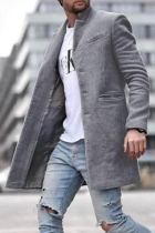 Prendas de abrigo de cuello vuelto con hebilla de bolsillo sólido de moda gris
