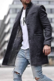 Prendas de abrigo de cuello vuelto con hebilla de bolsillo sólido de moda gris claro