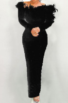 Vestido de noche con hombros descubiertos y plumas de patchwork liso elegante negro Vestidos