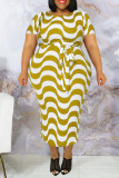 Желто-белое модное повседневное платье с поясом и круглым вырезом с коротким рукавом Платья больших размеров