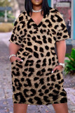 Vestido colorido moda casual estampa leopardo básico decote em V manga curta