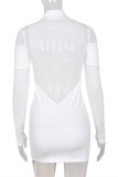 Weiße, modische, sexy, solide, durchsichtige Patchwork-Kleider mit halbem Rollkragen und langen Ärmeln