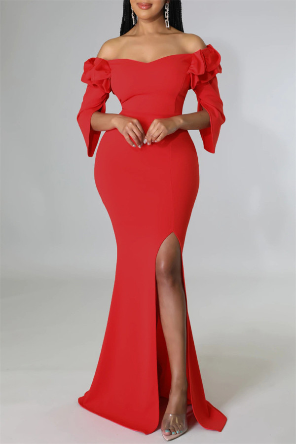Vestido de noche con hombros descubiertos y abertura en color liso sexy de moda roja