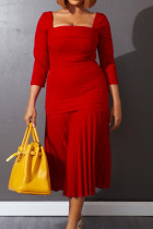 Rode elegante effen patchwork vouw vierkante kraag rechte jurken
