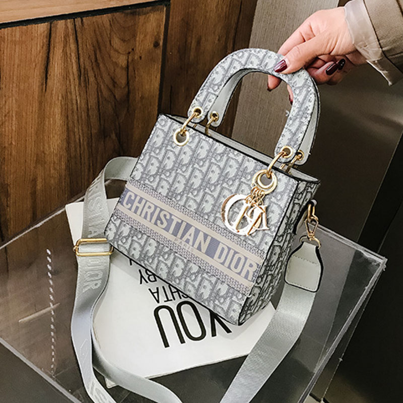 

Grey Fashion Street Letter Patchwork Bags