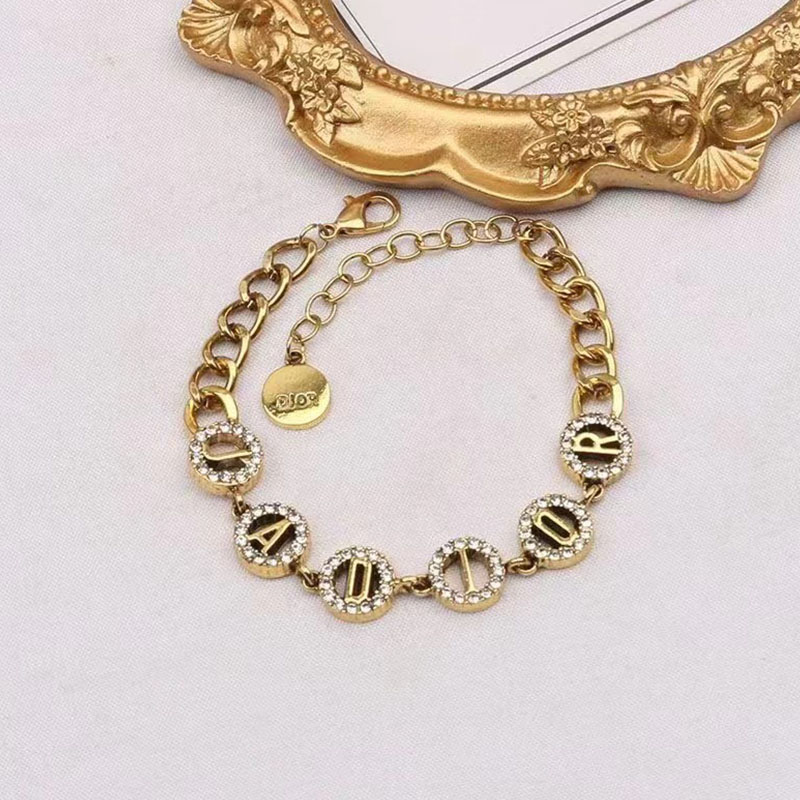 

Gold Fashion Vintage Letter Hot Drill Bracelets