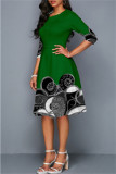 Grönt mode Casual Print Basic O-hals klänningar