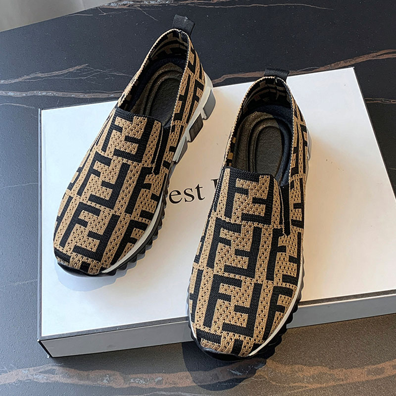 

Light Brown Fashion Sportswear Letter Closed Sport Shoes