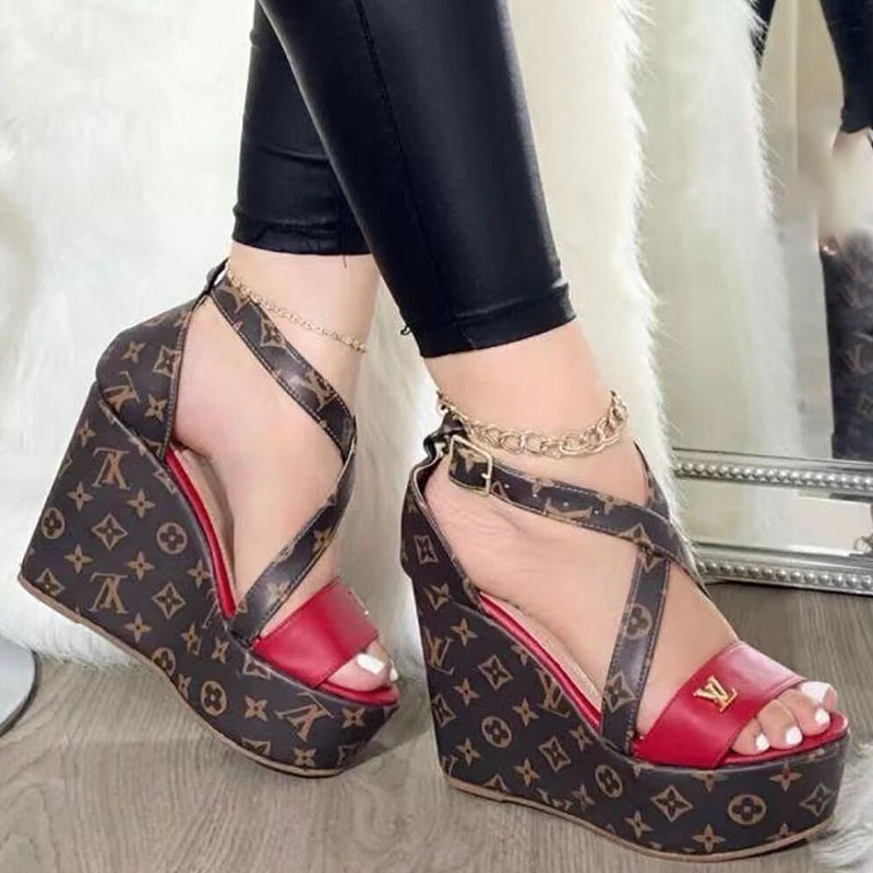 

Red Fashion Street Letter Opend Comfortable Wedges Shoes