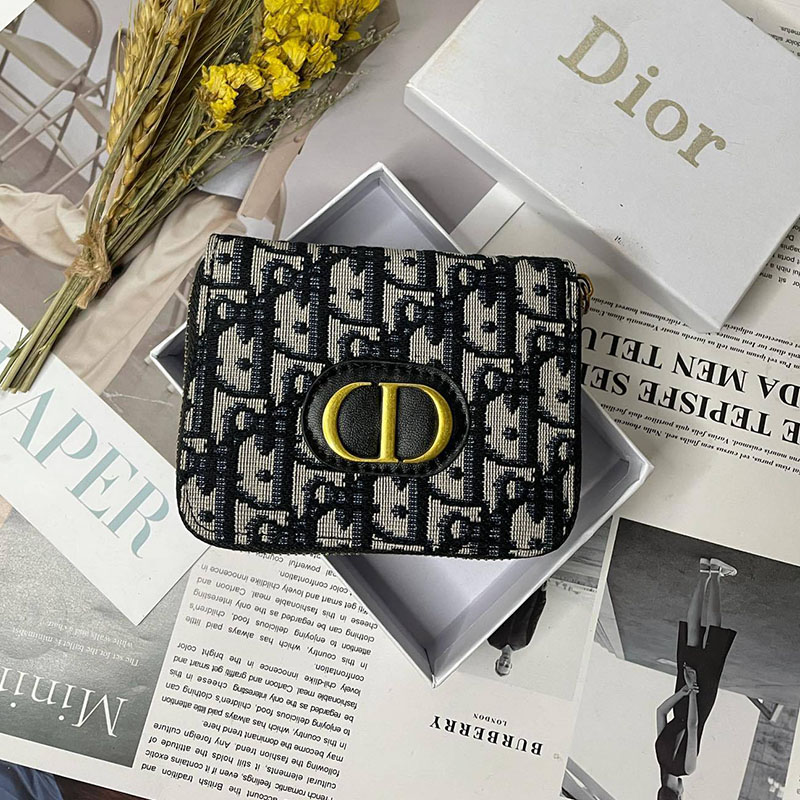 

Black Fashion Casual Letter Split Joint Purses