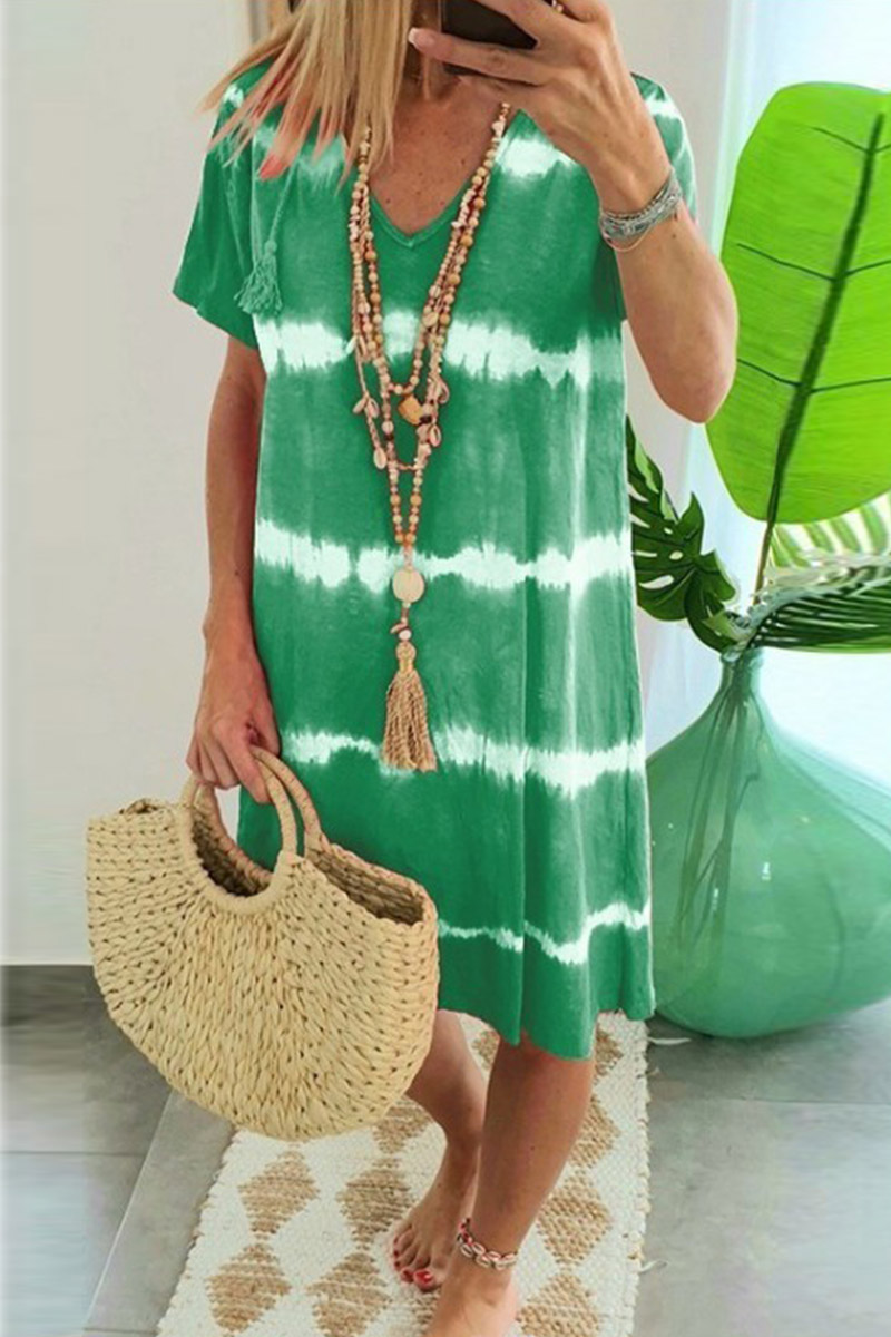 

Green Fashion Casual Print Basic V Neck Short Sleeve Dress Dresses