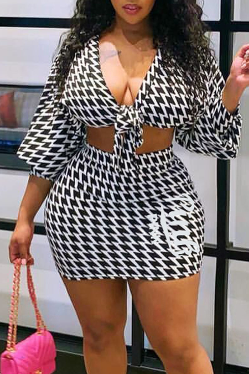 

Black Sexy Print Split Joint V Neck Plus Size Two Pieces