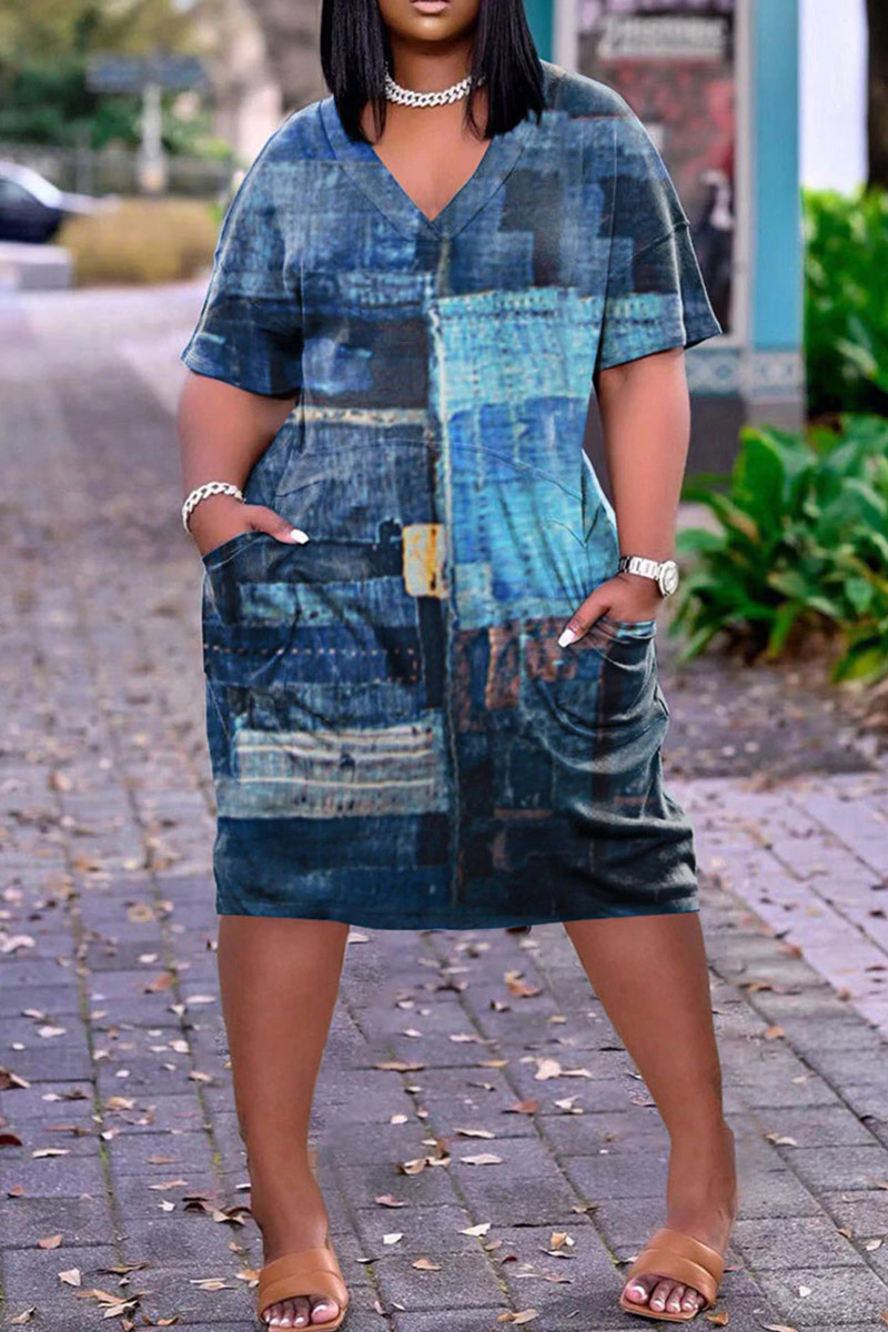 

Dark Blue Fashion Casual Plus Size Print Split Joint V Neck Short Sleeve Dress
