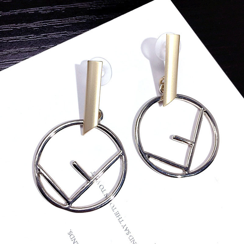 

Silver Fashion Street Letter Split Joint Earrings