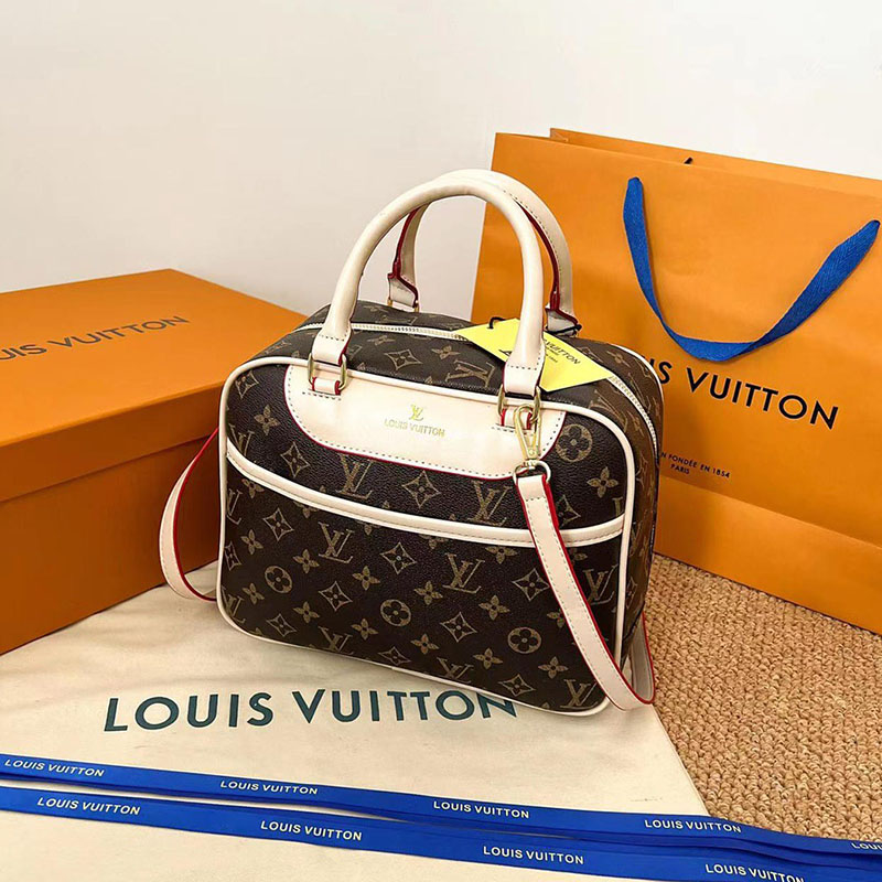 

Brown Fashion Vintage Letter Patchwork Bags