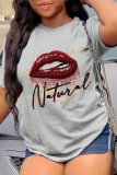 Marineblauwe Fashion Street Lips bedrukte patchwork T-shirts met letter O-hals