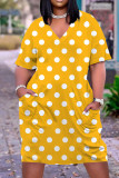 Gelbes, lässig bedrucktes Patchwork-T-Shirt-Kleid mit V-Ausschnitt