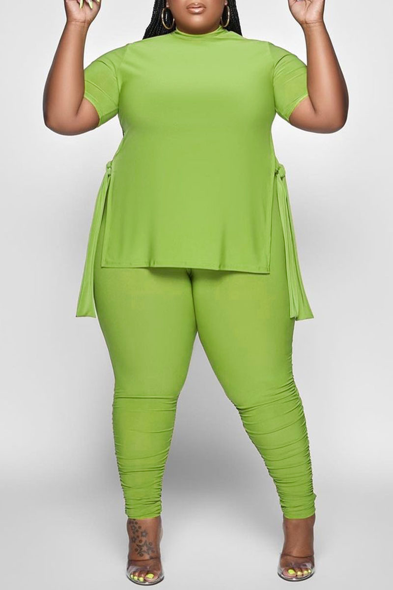 

Green Casual Solid Split Joint Slit O Neck Plus Size Two Pieces