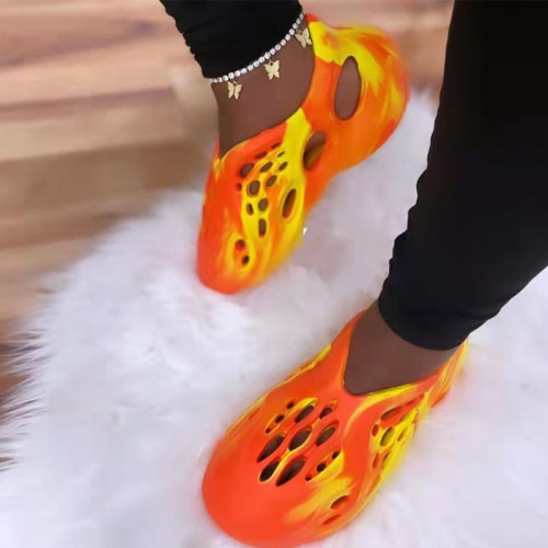 Chaussures plates confortables à la mode décontractées évidées tie-dye orange
