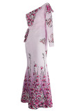 Rosafarbenes, elegantes Patchwork-Abendkleid mit schrägem Kragen