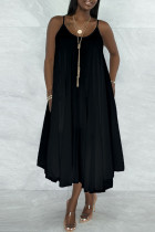 Schwarzes, süßes, elegantes, solides Patchwork-Faltenkleid mit asymmetrischem Spaghettiträger und Sling-Kleid