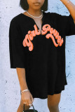 Schwarzes, lässig bedrucktes Patchwork-T-Shirt-Kleid mit V-Ausschnitt